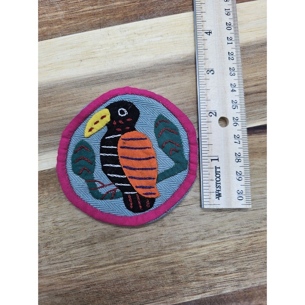 Mola Handstitched Patch Vintage Textile Fiber South‎ American Folk Art Bird